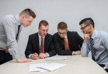 Consigli per la manutenzione dell’auto elettrica: come effettuare la ricarica correttamente