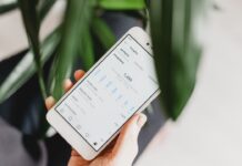 Le migliori app di monitoraggio per la ricarica dell’auto elettrica: i nostri approfondimenti