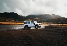 Pulizia e manutenzione dell’auto elettrica: come tenerla sempre perfetta