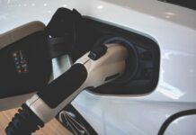 Innovazioni batterie auto elettriche: Le ultime tendenze del settore