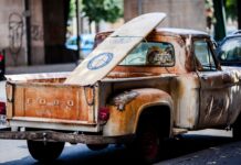 Guida all’acquisto di un’auto elettrica: consigli per principianti