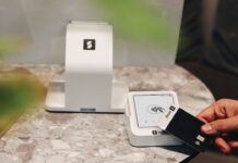 Guida all’acquisto: come trovare punti di ricarica per auto elettriche vicino a casa tua