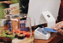 Guida all’acquisto: come scegliere il miglior caricabatterie per ogni esigenza