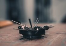 Consigli per risparmiare sulla manutenzione dell’auto elettrica: strategie efficaci