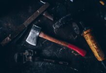 Guida completa alla cura e manutenzione delle batterie delle auto elettriche: consigli pratici da seguire