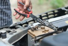 Consigli e guida alla manutenzione delle auto elettriche: pulizia e cura sia interna che esterna