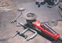 Consigli per la manutenzione e la conservazione della batteria di un’auto elettrica: tutto quello che devi sapere