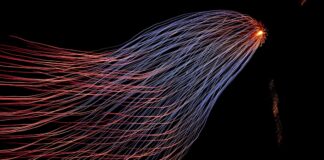 Guida completa ai vantaggi e svantaggi delle auto elettriche: approfondimenti essenziali