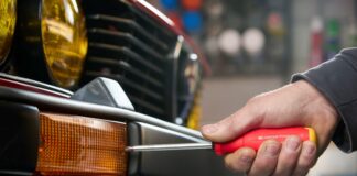 Consigli sulla manutenzione di un’auto elettrica: quando sostituire i componenti essenziali